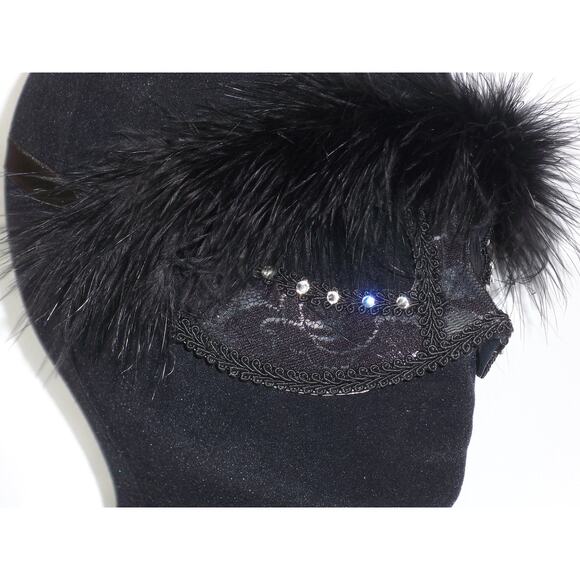 Black cat mask, masquerade mask, mardi gras mask, halloween mask, prom mask - Picture 3 of 5